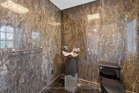 Photo 22 at 61 Petermar Drive, Vellore Village, Vaughan