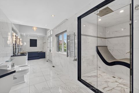 Photo 27 at 61 Petermar Drive, Vellore Village, Vaughan