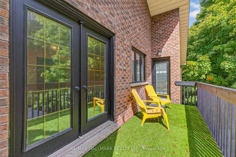 Photo 38 at 61 Petermar Drive, Vellore Village, Vaughan