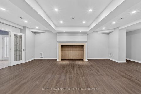 Photo 44 at 61 Petermar Drive, Vellore Village, Vaughan