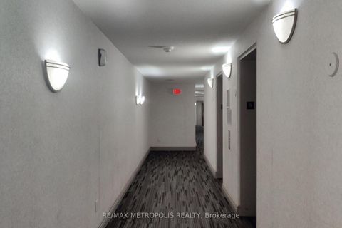 Photo 8 at 606 - 2901 Kipling Avenue, Jamestown, Toronto