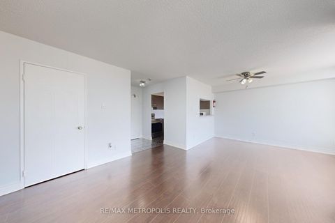 Photo 17 at 606 - 2901 Kipling Avenue, Jamestown, Toronto