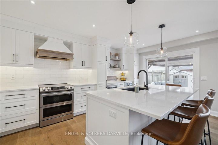 Photo 7 at 112 Fletcher Road, Rural Glanbrook, Hamilton