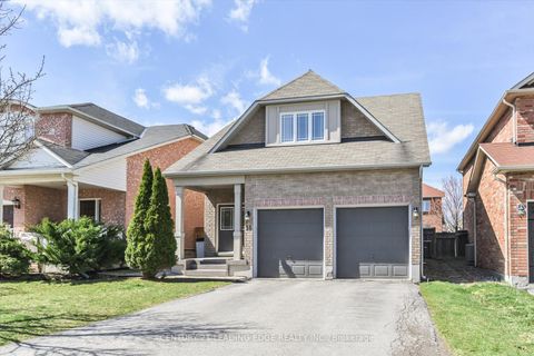 Photo 1 at 18 Kerr Lane, Bayview Northeast, Aurora