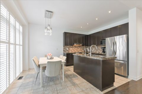Photo 9 at 18 Kerr Lane, Bayview Northeast, Aurora
