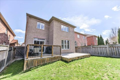 Photo 37 at 18 Kerr Lane, Bayview Northeast, Aurora