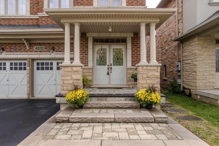 Photo 3 at 4272 Adobe Gate, Alton, Burlington