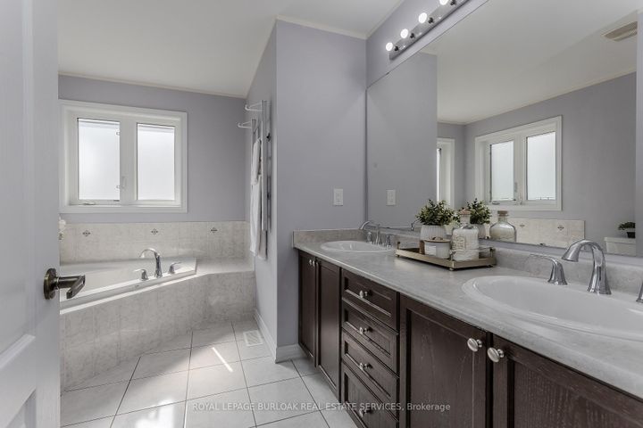 Photo 14 at 4272 Adobe Gate, Alton, Burlington
