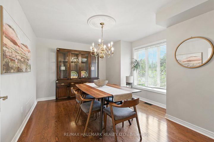 Photo 17 at 3288 Equestrian Crescent, Churchill Meadows, Mississauga