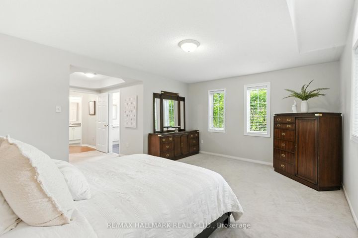 Photo 24 at 3288 Equestrian Crescent, Churchill Meadows, Mississauga