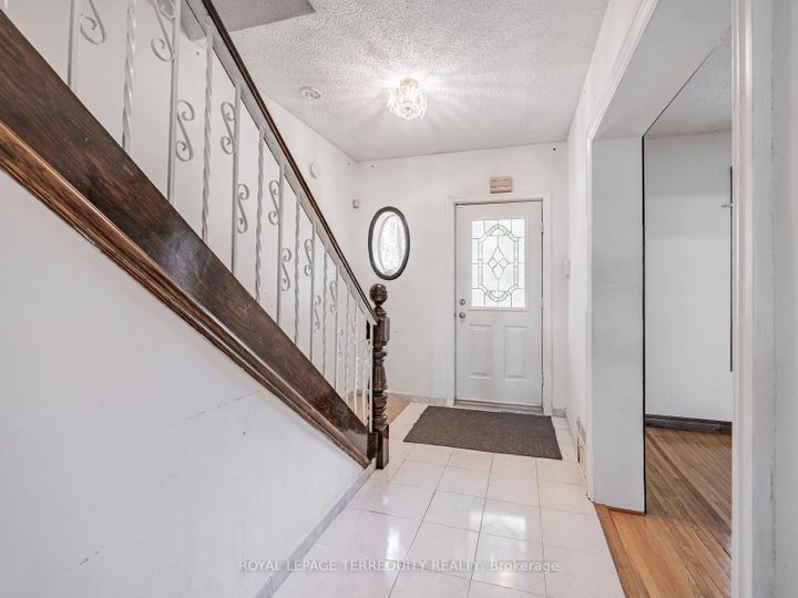 Photo 4 at 578 Durie Street, Bloor West Village, Toronto
