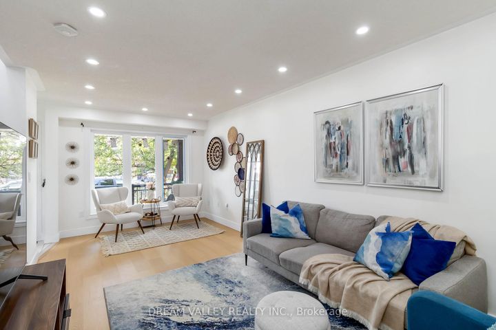 Photo 6 at 1517 Evans Terrace, CL Clarke, Milton
