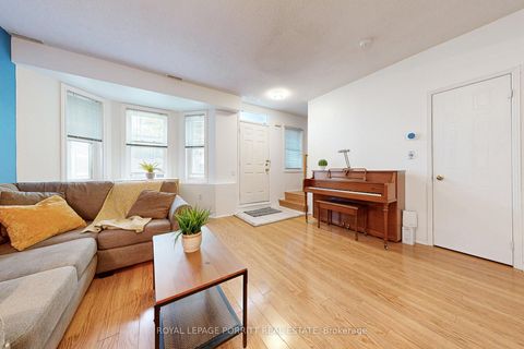 Photo 8 at 174 - 760 Lawrence Avenue W, Glen Park, Toronto