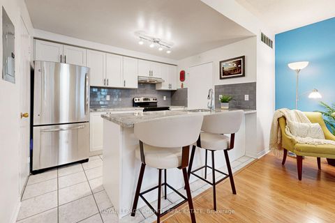 Photo 10 at 174 - 760 Lawrence Avenue W, Glen Park, Toronto