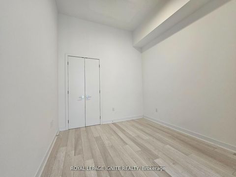 Photo 6 at 504 - 357 King Street W, Waterfront Communities C1, Toronto