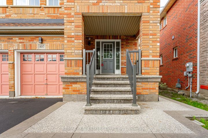 Photo 2 at 107 Crown Victoria Drive, Fletcher's Meadow, Brampton