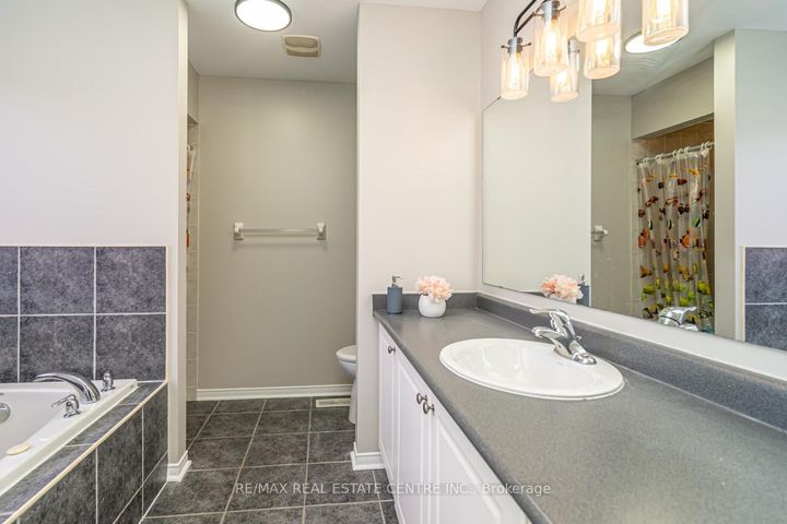 Photo 21 at 107 Crown Victoria Drive, Fletcher's Meadow, Brampton