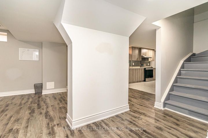 Photo 28 at 107 Crown Victoria Drive, Fletcher's Meadow, Brampton