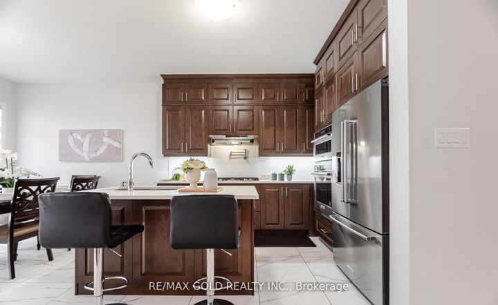 Photo 9 at 15 Duxbury Road, Wellington North, Brampton