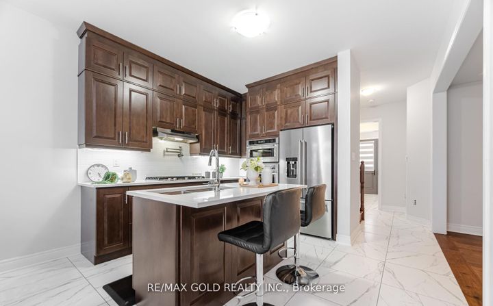 Photo 12 at 15 Duxbury Road, Wellington North, Brampton