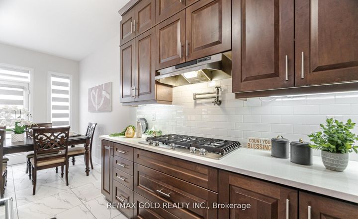 Photo 14 at 15 Duxbury Road, Wellington North, Brampton