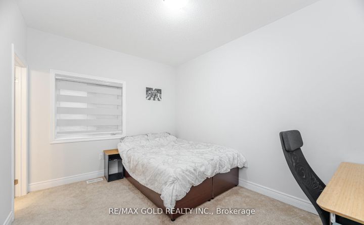 Photo 36 at 15 Duxbury Road, Wellington North, Brampton