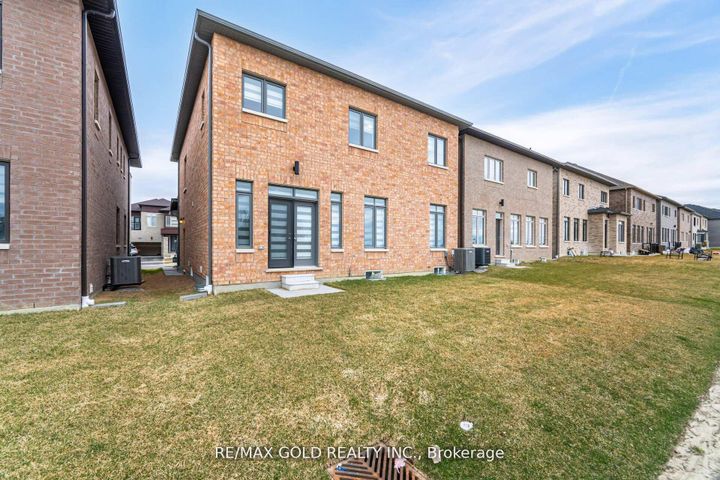 Photo 47 at 15 Duxbury Road, Wellington North, Brampton