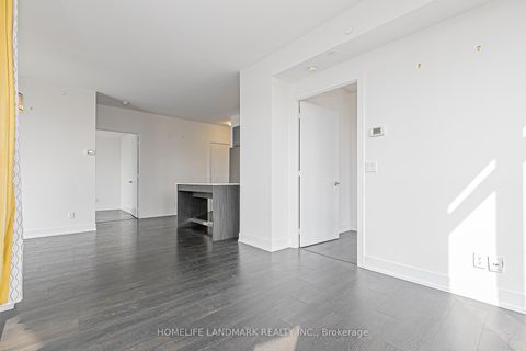 Photo 12 at 503 - 9471 Yonge Street, Observatory, Richmond Hill Photo 12 at 503 - 9471 Yonge Street, Observatory, Richmond Hill