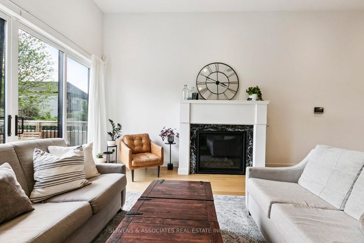 Photo 13 at 1040 Enola Avenue, Lakeview, Mississauga