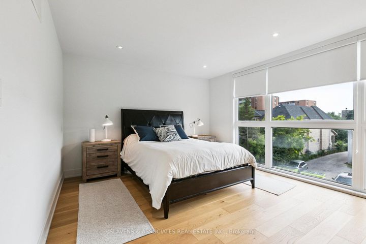 Photo 19 at 1040 Enola Avenue, Lakeview, Mississauga