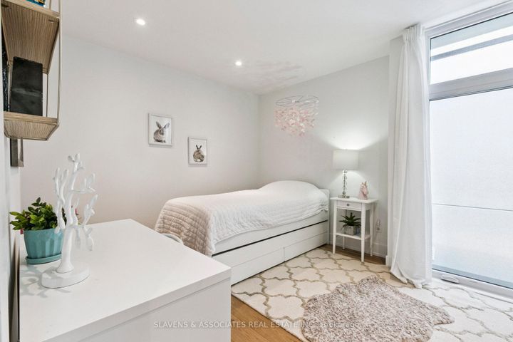 Photo 25 at 1040 Enola Avenue, Lakeview, Mississauga