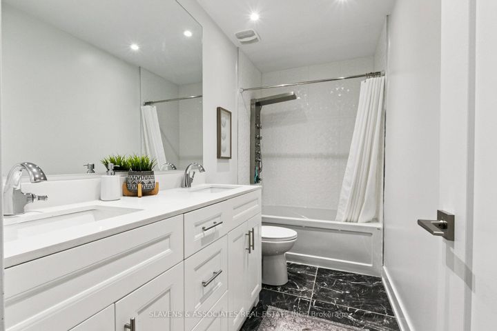 Photo 28 at 1040 Enola Avenue, Lakeview, Mississauga