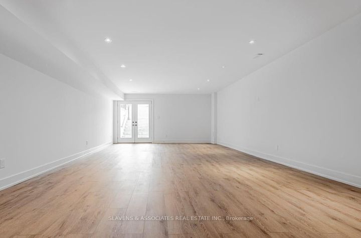 Photo 30 at 1040 Enola Avenue, Lakeview, Mississauga