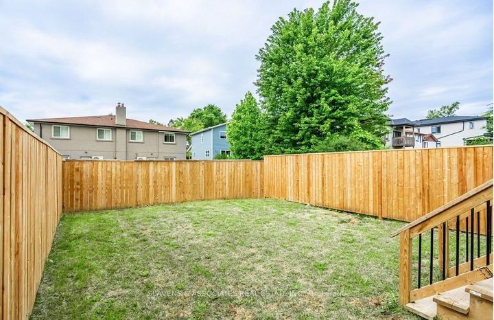 Photo 33 at 1040 Enola Avenue, Lakeview, Mississauga