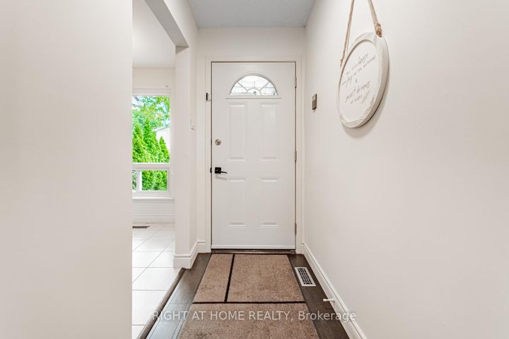 Photo 4 at 19 - 345 MEADOWS Boulevard W, Rathwood, Mississauga