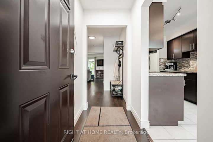 Photo 5 at 19 - 345 MEADOWS Boulevard W, Rathwood, Mississauga