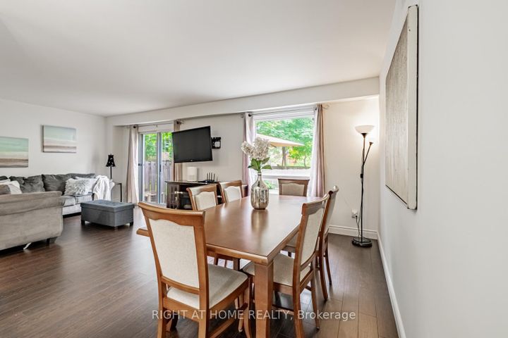 Photo 14 at 19 - 345 MEADOWS Boulevard W, Rathwood, Mississauga