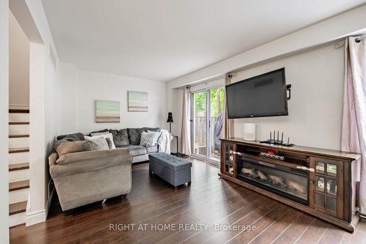 Photo 15 at 19 - 345 MEADOWS Boulevard W, Rathwood, Mississauga