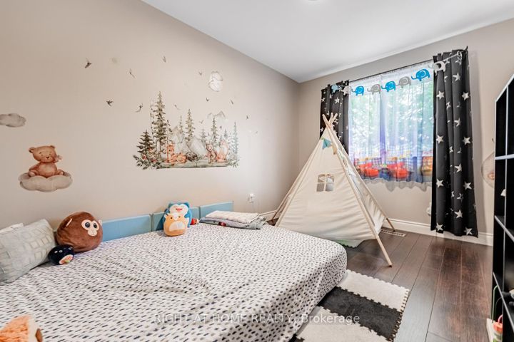 Photo 28 at 19 - 345 MEADOWS Boulevard W, Rathwood, Mississauga