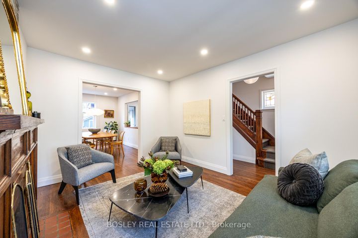 Photo 3 at 13 Methuen Avenue, Lambton Baby Point, Toronto