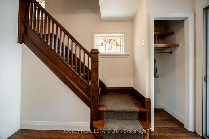 Photo 4 at 13 Methuen Avenue, Lambton Baby Point, Toronto