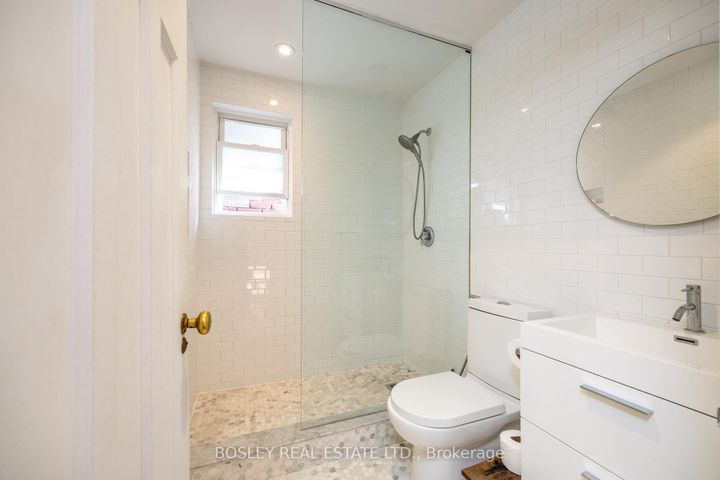 Photo 25 at 13 Methuen Avenue, Lambton Baby Point, Toronto
