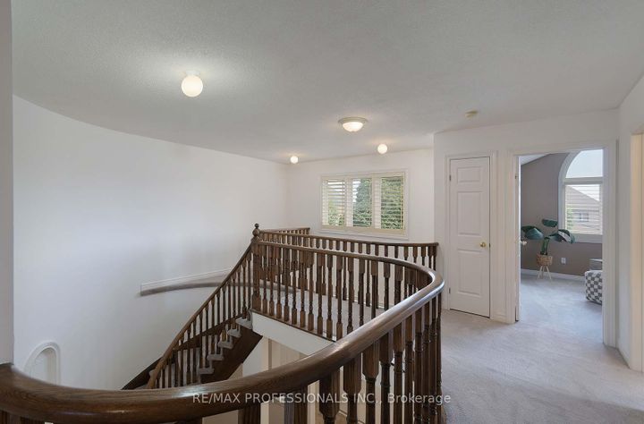 Photo 19 at 5119 Forestwalk Circle, Hurontario, Mississauga
