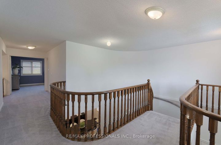 Photo 21 at 5119 Forestwalk Circle, Hurontario, Mississauga