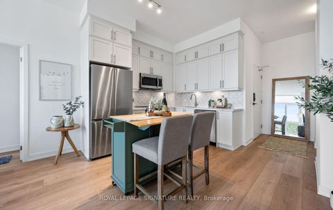 Photo 1 at PH07 - 105 Oneida Crescent, Langstaff, Richmond Hill