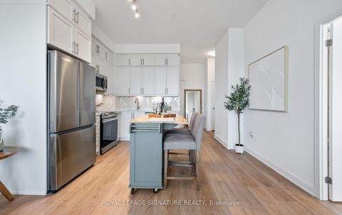 Photo 11 at PH07 - 105 Oneida Crescent, Langstaff, Richmond Hill