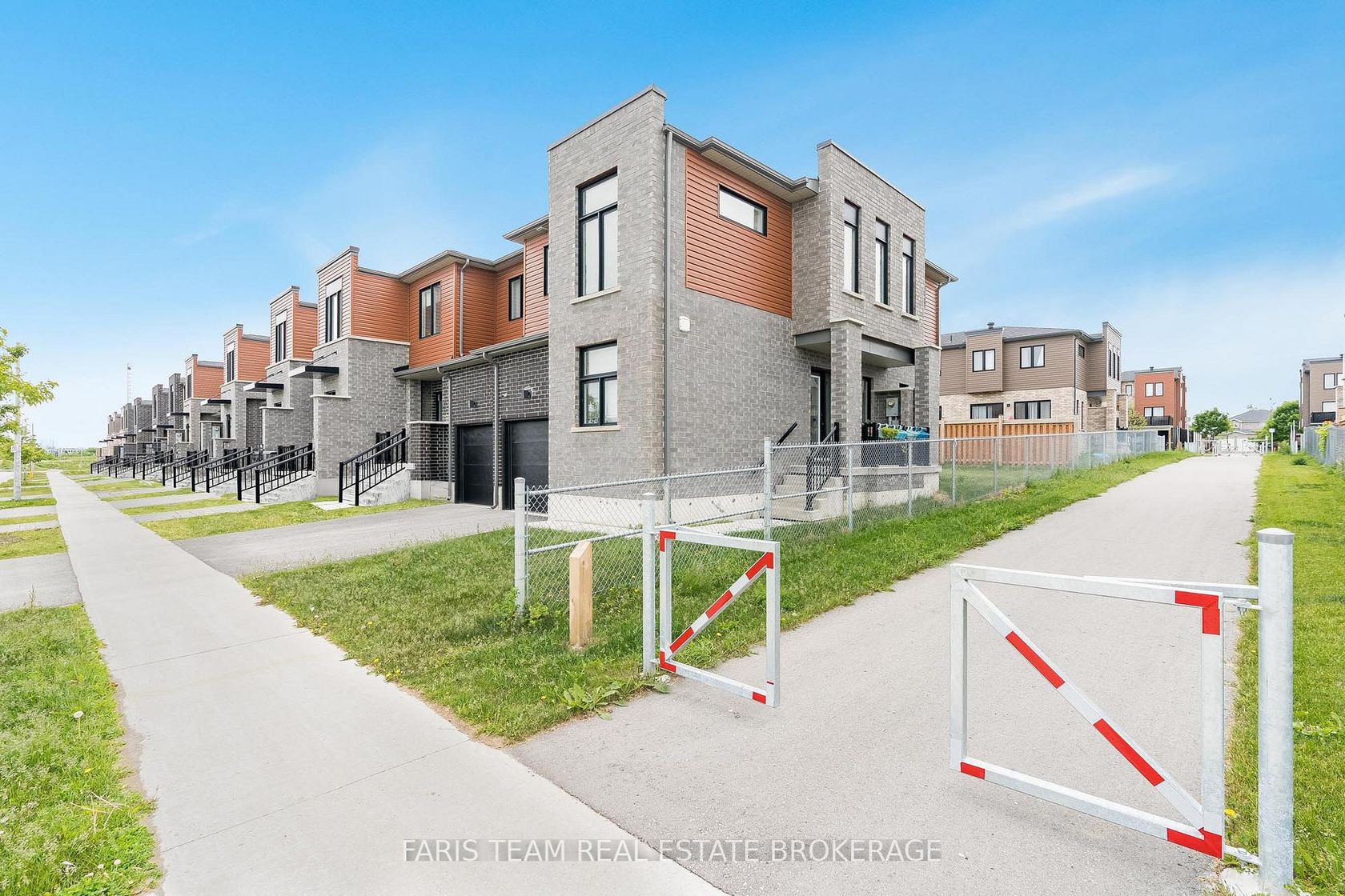 97 Gateland Drive, Painswick South, Barrie photo 6 97 Gateland Drive, Painswick South, Barrie photo 6