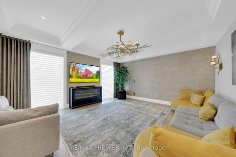 Photo 13 at 19 Petrolia Court, South Richvale, Richmond Hill