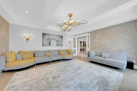 Photo 14 at 19 Petrolia Court, South Richvale, Richmond Hill