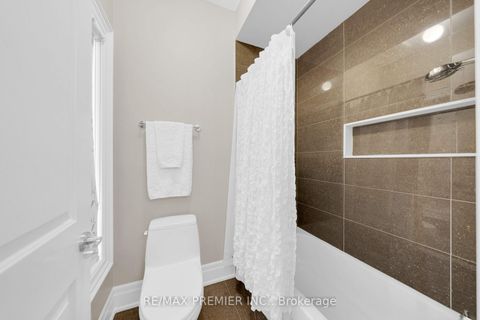 Photo 28 at 19 Petrolia Court, South Richvale, Richmond Hill